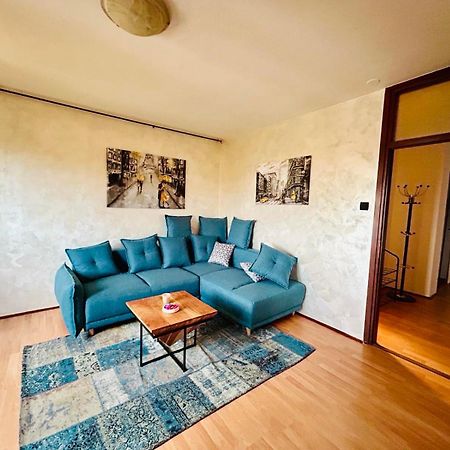Fly By Suite - Zagreb Airport - 0-24H Self Check In&Out - Parking On Site Velika Gorica Exteriör bild